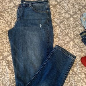 Old Navy curvy profile mid-rise jeans 💕